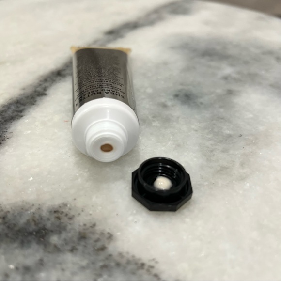 L'Occitane Shea Butter Hand Cream - Picture 5 of 5